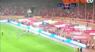 Andre Santos'dan Akıl Dolu Bir Vuruş!