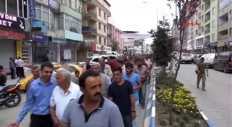 Hakkari'de 'Cizre Halkı Yalnız Değildir' Yürüyüşü