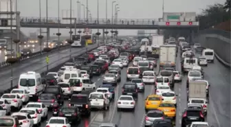 İstanbul'da Yağmur Sonrası Trafik Felç Oldu....