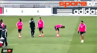 Real Madrid İdmanında Güreş!...