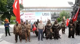 Utso Fest' 82 Yıl Önceki Fotoğrafın Canlandırmasıyla Başladı