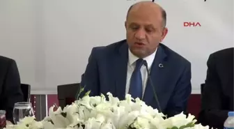 Gebze - Bakan Işık: Yurt İçi Üretimin Yetersizliği Dolayısıyla Sanayici Mecburen İthalata Yöneliyor