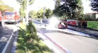 Seyir Halindeki Otomobil Yandı