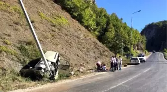 Bayram Tatili Yolunda Kaza: 1 Ölü, 5 Yaralı