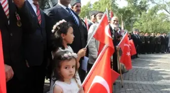 Gaziler Gününe Buruk Kutlama