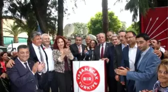 CHP İzmir İl Teşkilatı Bayramlaştı