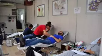 Korkuteli'de Bayram Öncesi 30 Ünite Kan Bağışı