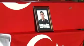 Şehit Uzman Çavuş Ali Çakar İçin Askeri Tören