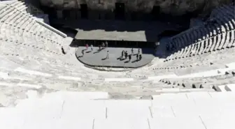 Restorasyon Faciası! Aspendos Antik Tiyatrosu'na 'Mutfak Mermeri' Döşendi