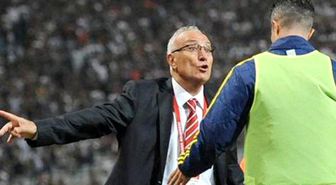 Robin van Persie'yi Uyaran Saha Komiseri PFDK'ya Sevk Edildi