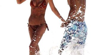 Ünlü Oyuncu Tara Reid'in Vücudu Buruş Buruş Oldu