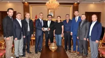 Vali Güzeloğlu' Gölcük Esnaf ve Sanatkarlarını Ağırladı