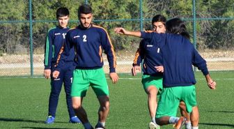 Yeşilyurtspor, Karaköprü Maçına Hazırlanıyor