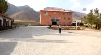 Başkale'de 5 Okulun Elektriği Kesildi
