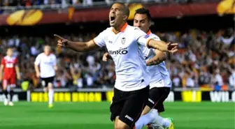 Fener'in İstediği Feghouli Barcelona Yolunda