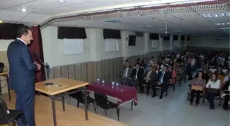 Tuşba'da Aday Öğretmenlere Uyum Eğitimi Semineri