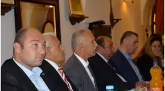 CHP'li Adaylar Tanıtım Yemeğine Katıldı
