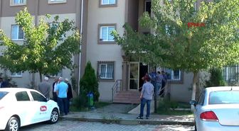 Gölcük'te Bir Kadın Boğazı Kesilerek Öldürüldü, Bir Kadın Tabancayla İntihar Etti