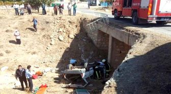 Karaman'da Su Kanalına Uçan Otomobil Sürücüsü Hayatını Kaybetti