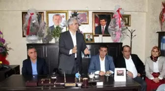 AK Parti'li Adaylar Sur İlçesini Ziyaret Etti