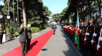 Genelkurmay Başkanı Akar, Azerbaycan Savunma Bakanı Hasanov'la Görüştü