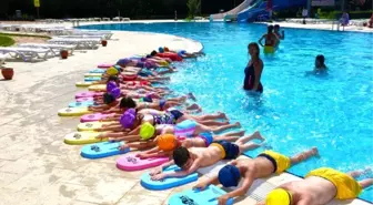 Torbalı Yüzmeyi Sevdi…