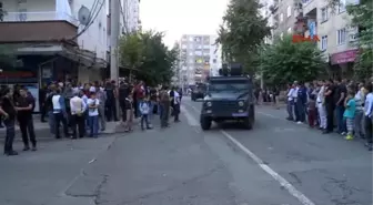 Diyarbakır'da Polisin Girdiği Çatışmada 1 Kadın Yaşamını Yitirdi