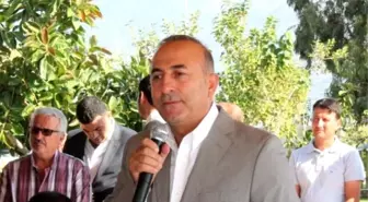 Mevlüt Çavuşoğlu: 'Türk ve Müslüman Olduğumuz İçin Neler Yaptılar Neler'