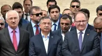 TBMM Başkanı Yılmaz Kendi Adını Taşıyan Bulvarı Açtı
