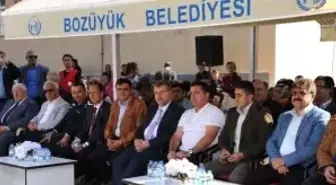 Başkan Bakıcı Bozüyük'te 11.'inci Sentetik Sahayı Açtı