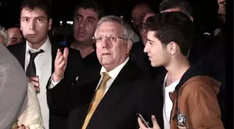 Beraat Kararı Sonrası Aziz Yıldırım'dan Kutlama Yemeği