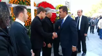 Kozmetik Kraliçesi Sema Hunca Son Yolculuğuna Uğurlandı