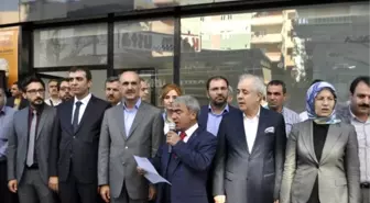 AK Parti Adayları Ortak Barış Çağrısı Yaptı