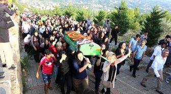 Ankara'daki Patlamada Ölen 2 Vatandaş Alanya'da Toprağa Verildi