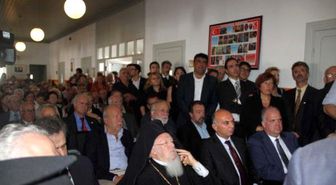 Bartholomeos'tan 40 Yıl Aradan Sonra Açılan Rum Okuluna Kutsama