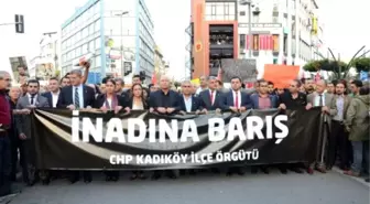 CHP'liler Kadıköy'de Ankara'daki Bombalı Saldırıyı Protesto Etti