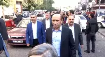 Diyarbakır Polis Eşliğinde Sokağa Çıkma Yasağı Bulunan Sur İlçesi? Ni Gezdiler