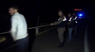 Otomobiliyle Uçuruma Yuvarlandı, Cesedini Kız Arkadaşı Buldu