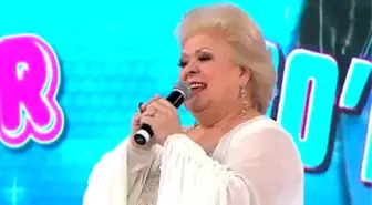 İşte Benim Stilim Sahnesinde Bir Efsane: Neşe Karaböcek