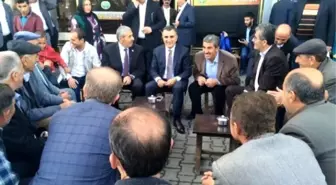 AK Parti Bitlis Adayı Peker'e Yoğun İlgi