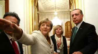 Merkel'in Türkiye Ziyareti İngiliz Finansal Times'i Üzdü