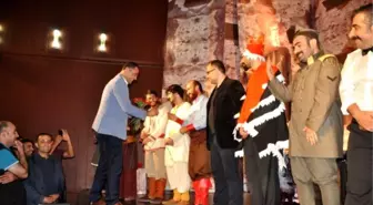 Yaşar Kemal'in Romanı 'Filler Sultanı' Batmanda Sahne Aldı