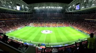 Arena'da Dev Maç