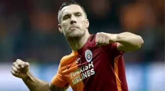 Podolski, 3 Farklı Takımla Devler Ligi'nde Gol Atan 4. Alman Futbolcu Oldu