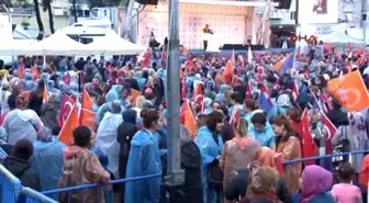 İzmir Başbakan'dan İzmir'de Gece Mitingi