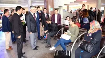 Ak Partili Adaylar Babaoğlu ve Ünal Selçuklu'da Vatandaş ve Esnafla Buluştu