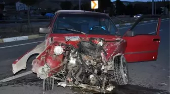 Gemerek'te Trafik Kazası: 1 Yaralı