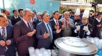 Cumhurbaşkanlığı Bursa'da Aşure Dağıttı