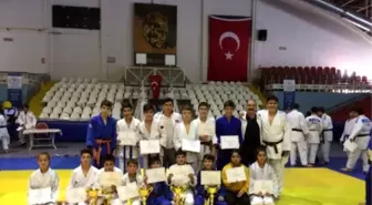 Judo Turnuvasında Büyükşehir Farkı