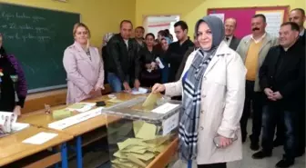 AK Parti Milletvekili Adayı Keşir Oyunu Kullandı